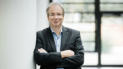 Portrait von Ralf Koenzen Geschäftsführer und Gründer von LANCOM Systems