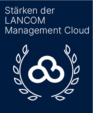 Kleines dunkelblaues Teaserbanner mit weißem wolkenähnlichem LANCOM Management Cloud Icon umringt von einem Lorbeerkranz mit der weißen Überschrift "Stärken der LANCOM Management Cloud"