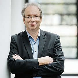 Portrait von Ralf Koenzen - Gründer und Geschäftsführer LANCOM Systems